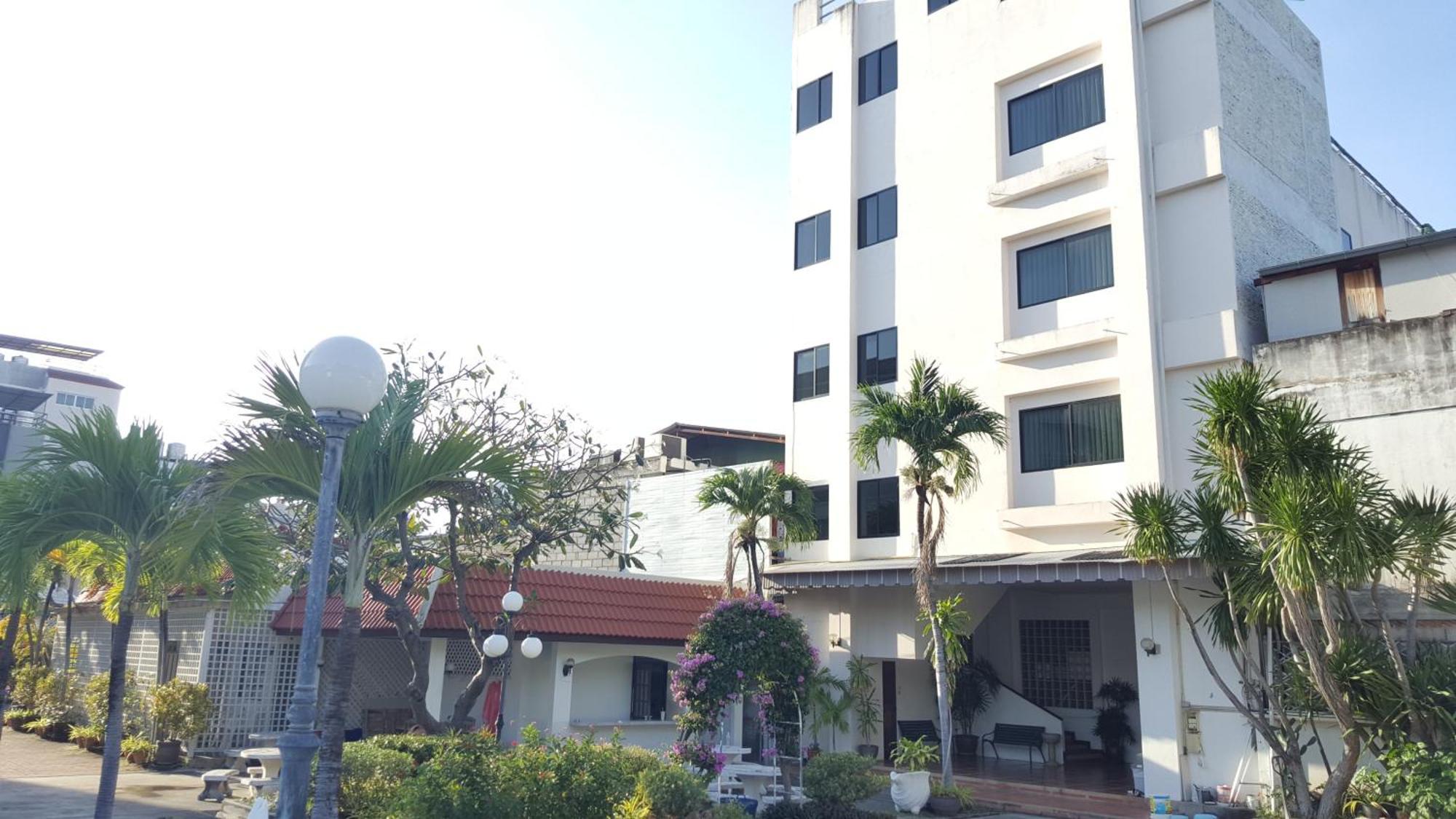 Puangpen Villa Hotel HHQ Exterior foto